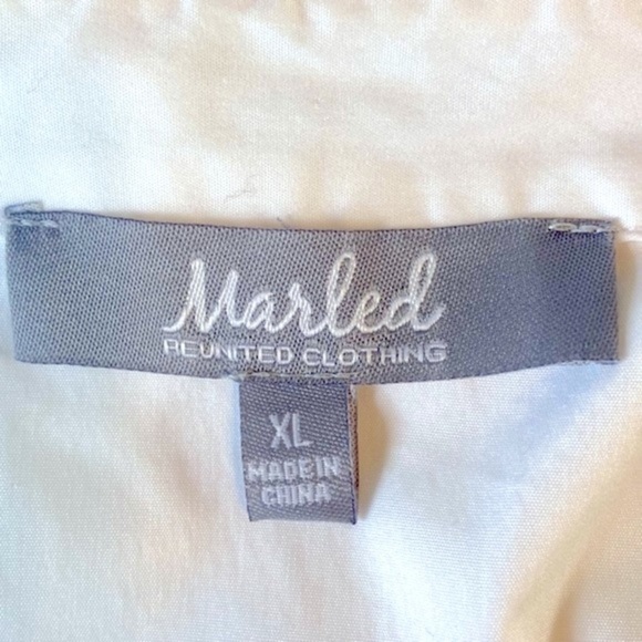 Marled Bell Sleeve White Blouse - Picture 8 of 10